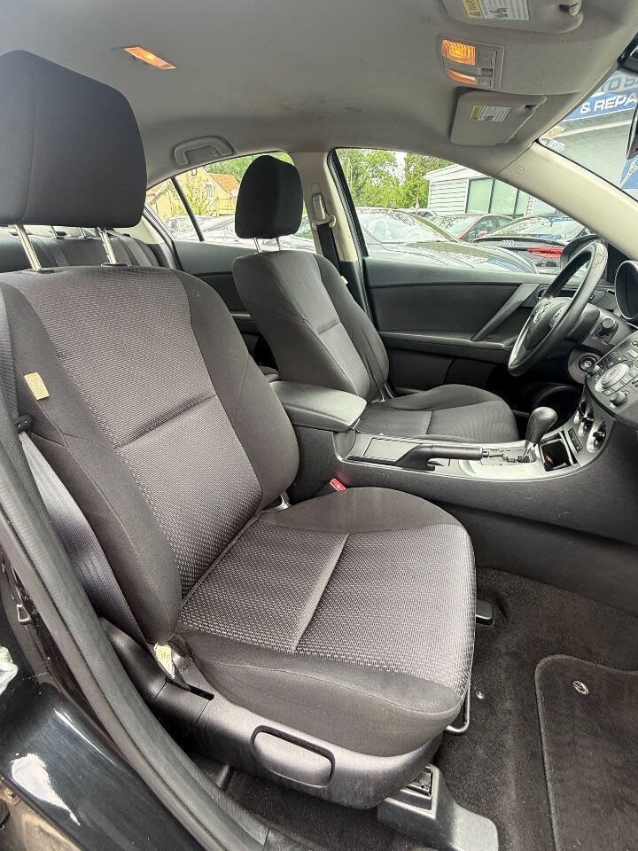 Used 2010 MAZDA MAZDA3 i Touring FWD image 14