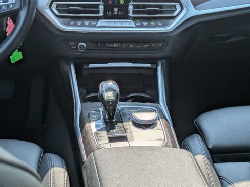 Used 2020 BMW 330i Sedan w/ Driving Assistance Package RWD image 19