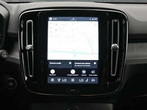 New 2026 Volvo XC40 B5 Plus w/ Climate Package AWD/4WD image 14