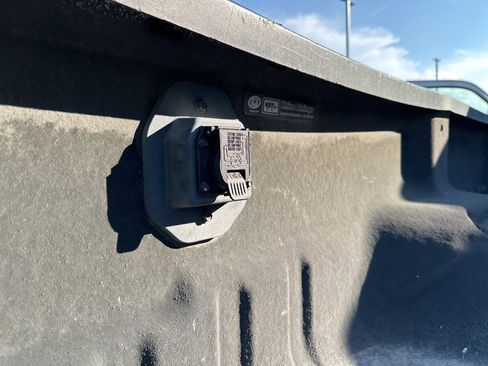 Used 2011 Ford F350 Lariat w/ Lariat Ultimate Pkg image 24