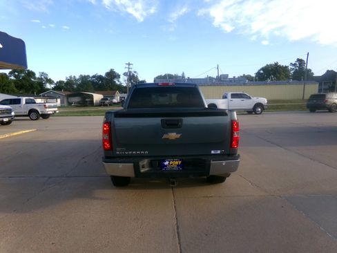 Used 2011 Chevrolet Silverado 1500 LT w/ All-Star Edition AWD/4WD image 4
