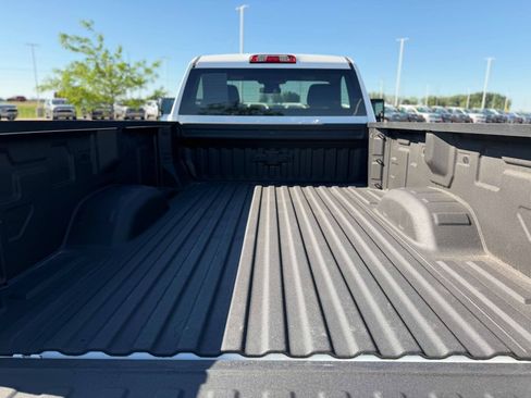 Used 2024 Chevrolet Silverado 3500 LT w/ Convenience Package AWD/4WD image 13