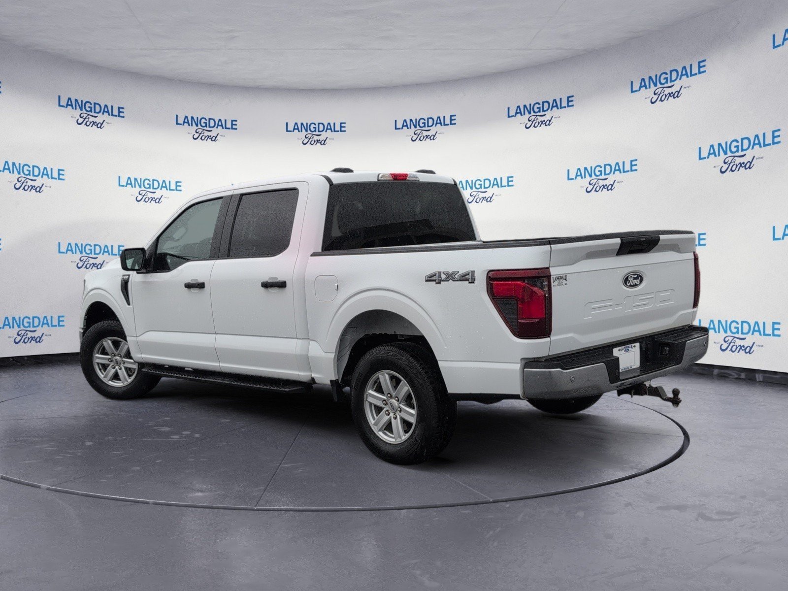 Used 2024 Ford F150 XL w/ Equipment Group 103A High AWD/4WD image 9