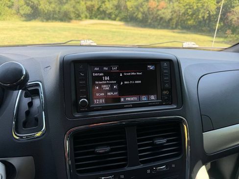 Used 2019 Dodge Grand Caravan GT FWD image 13