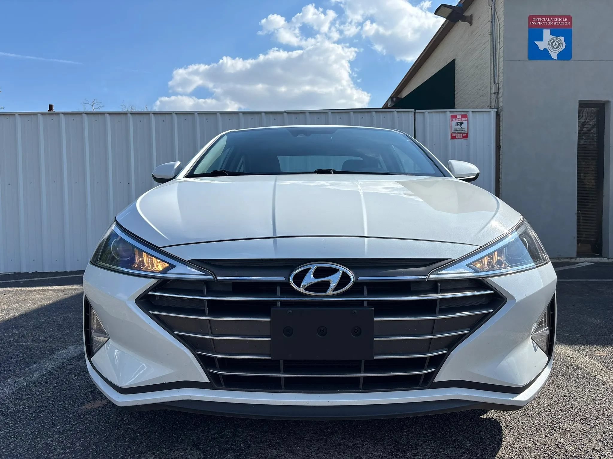 Used 2020 Hyundai Elantra SE w/ Cargo Package (C1) FWD image 10