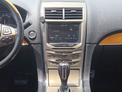 Used 2011 Lincoln MKX 2WD w/ 101A Rapid Spec Order Code image 15