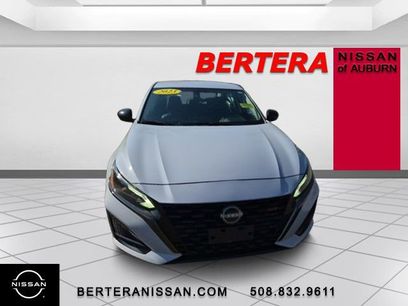 Used 2023 Nissan Altima 2.5 SR