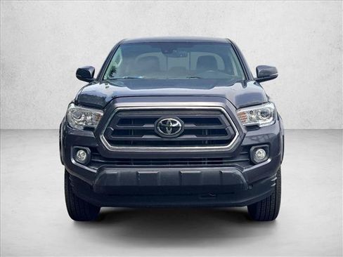 Used 2022 Toyota Tacoma SR5 RWD image 2