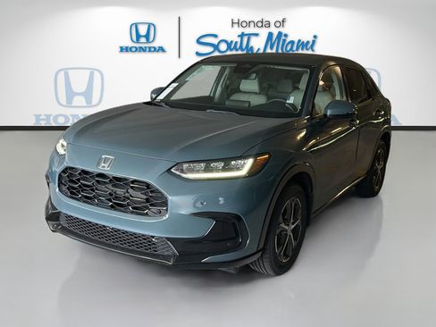 Certified 2024 Honda HR-V EX-L image 3