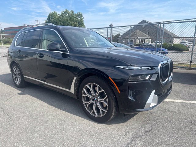 Certified 2026 BMW X7 xDrive40i w/ Premium Package AWD/4WD image 8