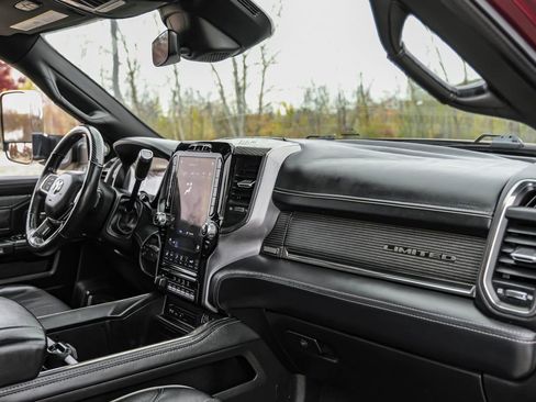 Used 2019 RAM 3500 Limited image 18