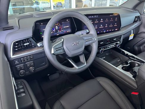 New 2026 Chevrolet Tahoe Z71 w/ Comfort Package AWD/4WD image 3