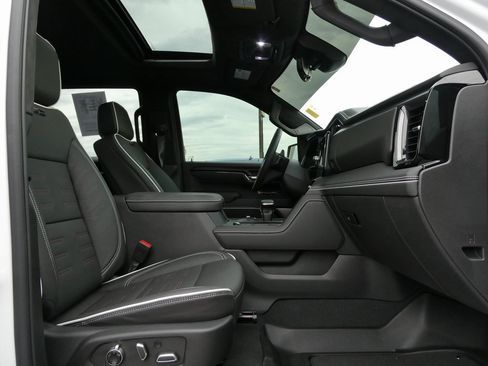 Certified 2026 GMC Sierra 1500 AT4X image 22