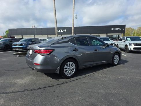 Used 2024 Nissan Sentra S image 11