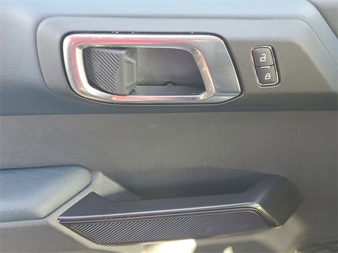 Used 2024 Ford Bronco Outer Banks image 16