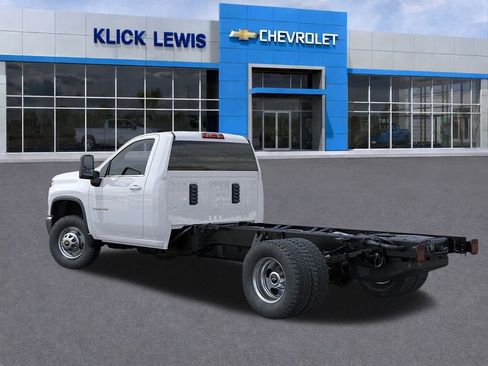 New 2025 Chevrolet Silverado 3500 W/T w/ WT Convenience Package AWD/4WD image 3