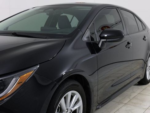 Used 2023 Toyota Corolla LE image 45