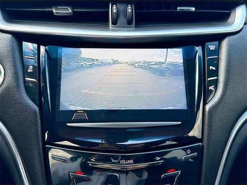 Used 2019 Cadillac XTS Luxury image 16