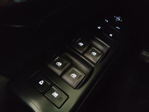 Used 2019 Chevrolet Silverado 1500 W/T w/ WT Convenience Package AWD/4WD image 27