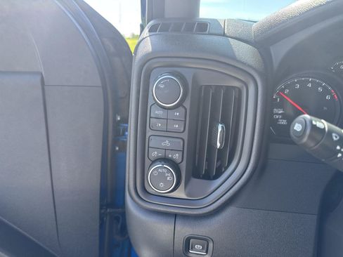 Used 2024 Chevrolet Silverado 1500 Custom Trail Boss AWD/4WD image 29