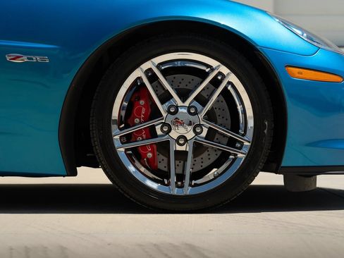 Used 2008 Chevrolet Corvette Z06 w/ Preferred Equipment Group RWD image 25