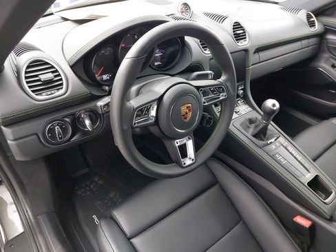 Certified 2024 Porsche 718 Cayman RWD image 14