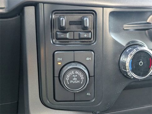 Used 2025 Ford F150 XLT w/ Equipment Group 302A MID image 23