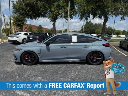 Used 2024 Honda Civic Type R image 2