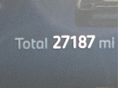 Used 2024 BMW X7 xDrive40i w/ M Sport Package image 27