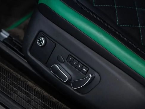 Used 2015 Bentley Continental GT3-R image 17