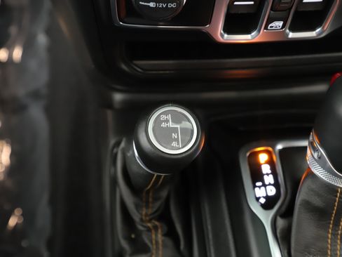 Used 2021 Jeep Wrangler Unlimited Sahara image 15