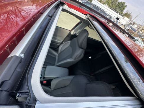 Used 2026 Subaru Crosstrek 2.0i Premium image 6