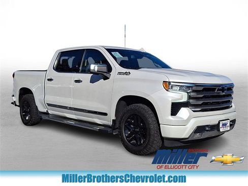 Used 2022 Chevrolet Silverado 1500 High Country image 1