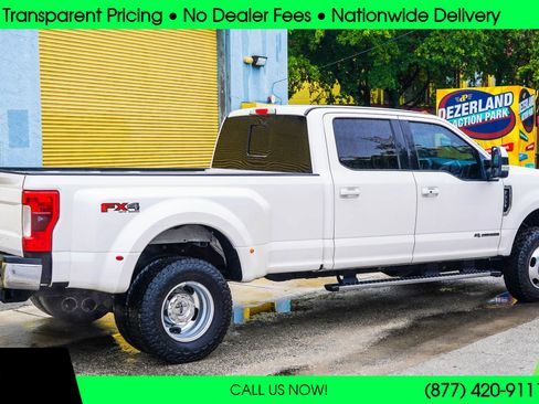 Used 2017 Ford F350 Lariat w/ Lariat Ultimate Package image 4