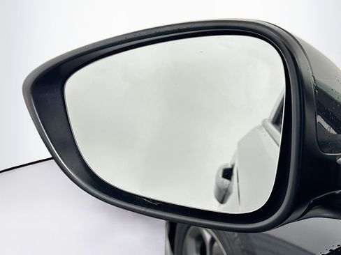 Used 2023 Honda Accord EX image 16