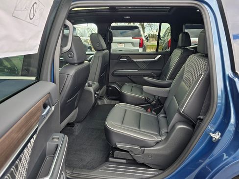 New 2026 GMC Acadia Denali w/ Super Cruise Package image 26