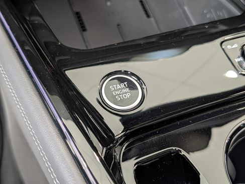 New 2026 Audi Q3 quattro 2.0T AWD/4WD image 12