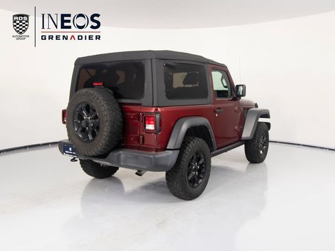 Used 2021 Jeep Wrangler Sport AWD/4WD image 5
