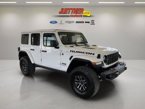Used 2025 Jeep Wrangler Unlimited Rubicon AWD/4WD image 10