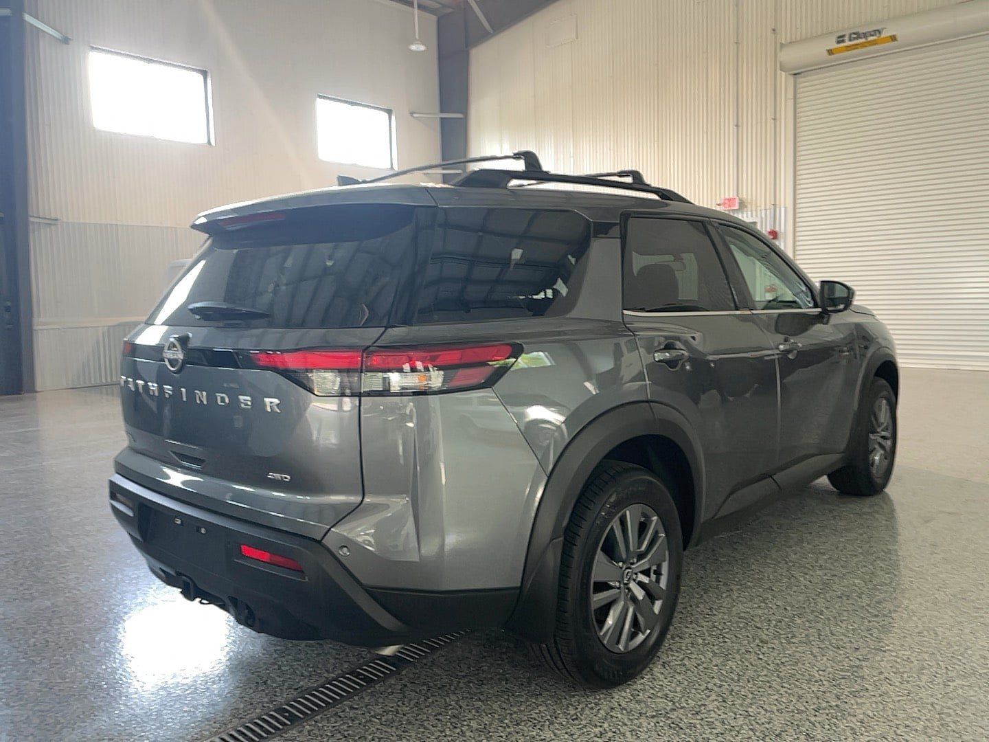 Used 2025 Nissan Pathfinder SV w/ SV Premium Package AWD/4WD image 16