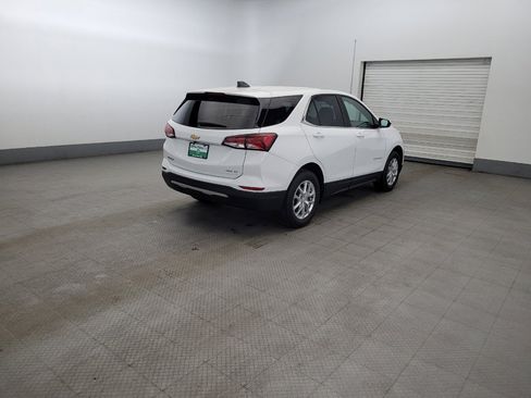 Used 2023 Chevrolet Equinox LT AWD/4WD image 9