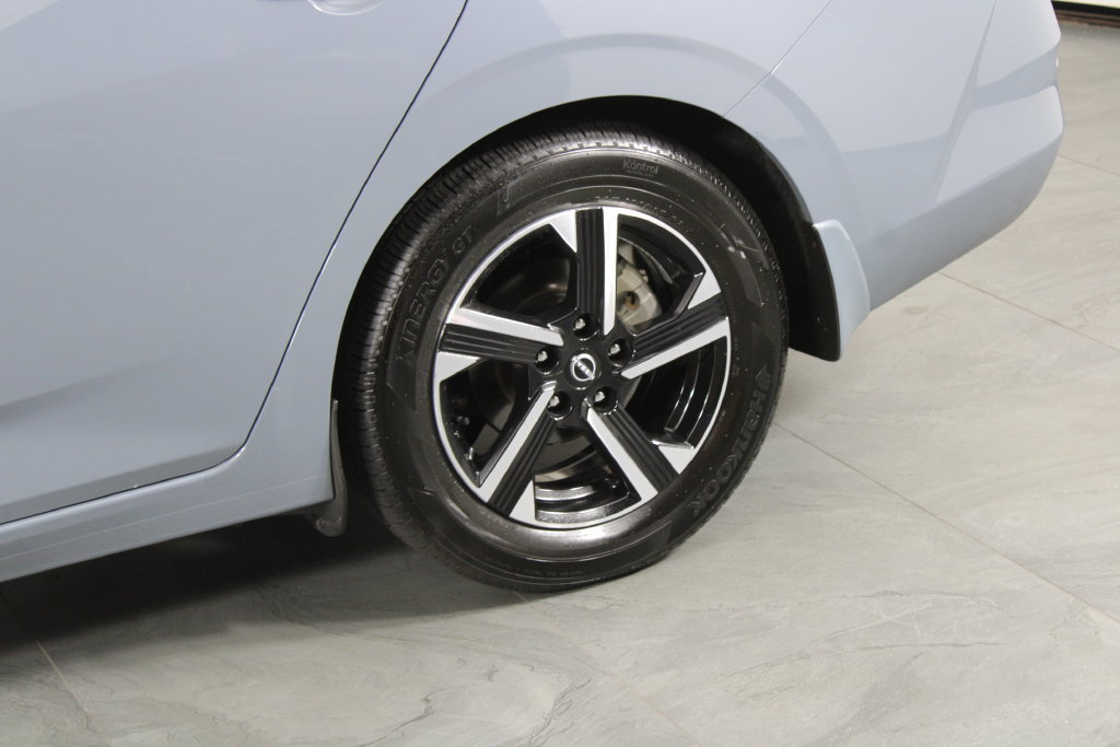 Certified 2025 Nissan Sentra SV FWD image 15