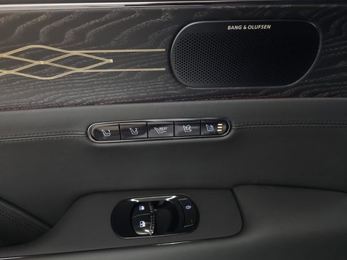 New 2026 Genesis G90 3.5T Prestige image 36