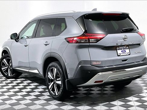 Used 2023 Nissan Rogue Platinum w/ Platinum Premium Package FWD image 11