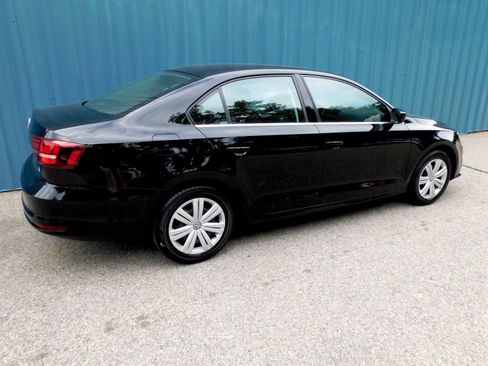 Used 2017 Volkswagen Jetta S FWD image 5