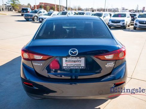 Used 2017 MAZDA MAZDA3 Sport image 4