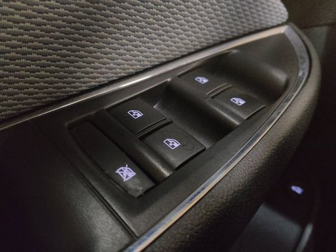 Used 2019 Chevrolet Cruze LT FWD image 27