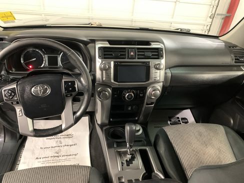 Used 2018 Toyota 4Runner SR5 image 15