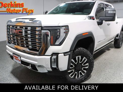 Used 2024 GMC Sierra 2500 Denali w/ Denali Reserve Package image 1
