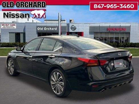 Used 2024 Nissan Altima 2.5 SL image 8